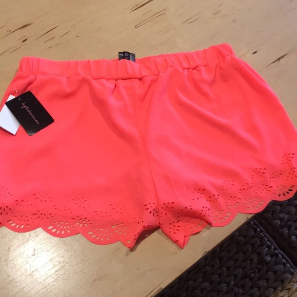 Neon corral shorts - Picture 4 of 5